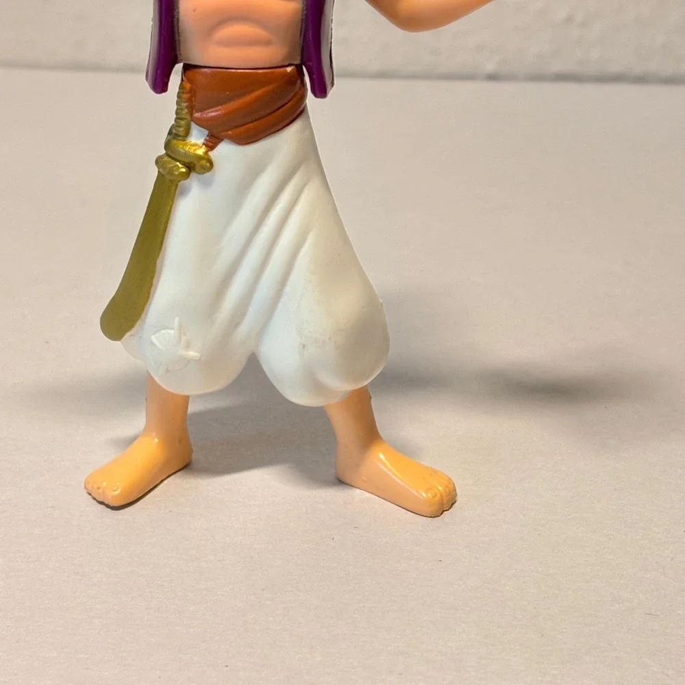 Disney Aladdin Action Figure Unisex Small White Good Vintage Magic Lamp Scimitar